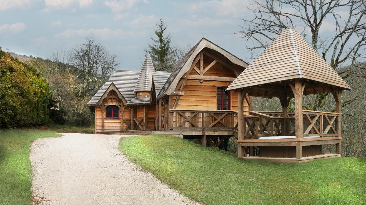 De L'hotel Dieu, En Bourgogne, Avec Ferienhaus